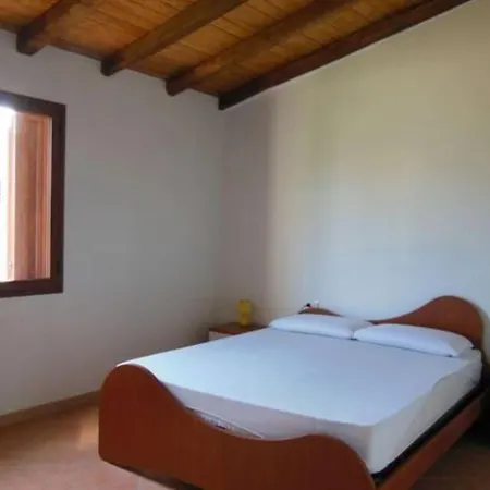 Apartment Rosa 1 *