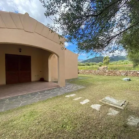 Apartment Rosa 1 *